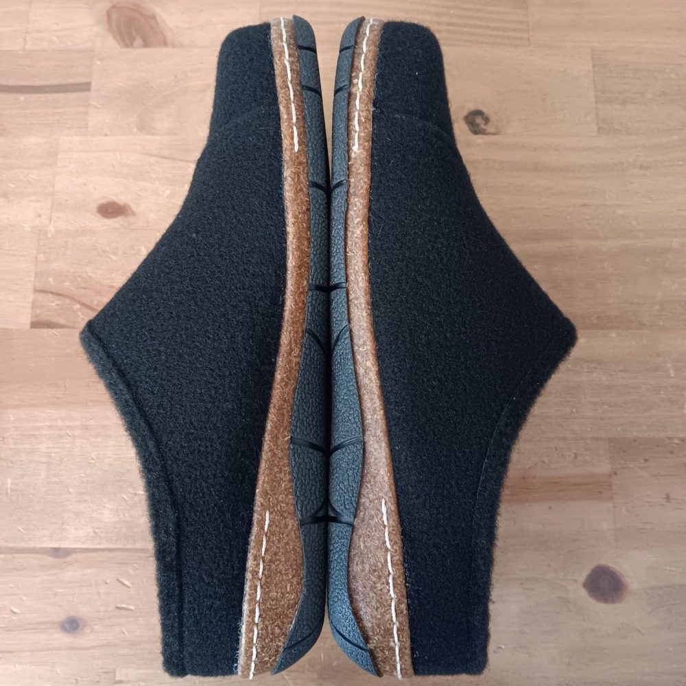 Earth Ezra Clogs Womens 6.5 Black New Felt Cork Midsole Slip On Mules ETEZRA2 - Picture 6 of 9